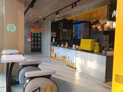 -麦当劳(GOGO新天地店)