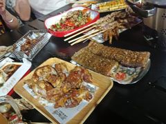 -丽伟的串·烧烤·砂锅(季景天地店)