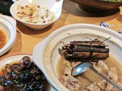 -头上红煨盐鸡·非遗院子餐厅