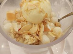 -满记甜品(日月光二店)