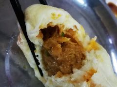 咸蛋黄超人包-老陶包子铺(南大西南村店)
