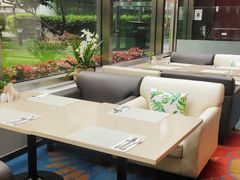 -亮马河饭店翠雅咖啡厅