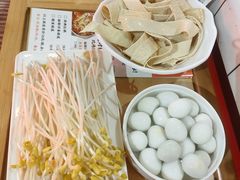 -蛙一刀·麻椒鱼火锅(金仙桥店)