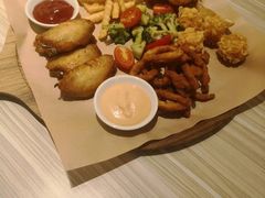 -必胜客(WOW贺州灵峰店)
