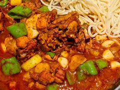 -尕盼舍连锁餐饮大盘鸡拌面王(中和美食街店)