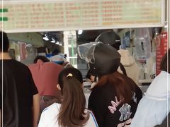 -芳婆糕团店(王府大街店)