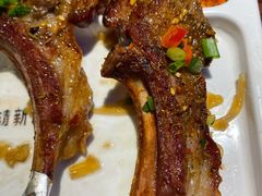 苏尼特金质烤羊排-三个蒙古大叔羊肉串(大宁店)