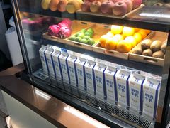 面包甜点陈列柜-百分茶(九洲新世界店)