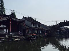 -唔呶喔哩酒家(生产街店)