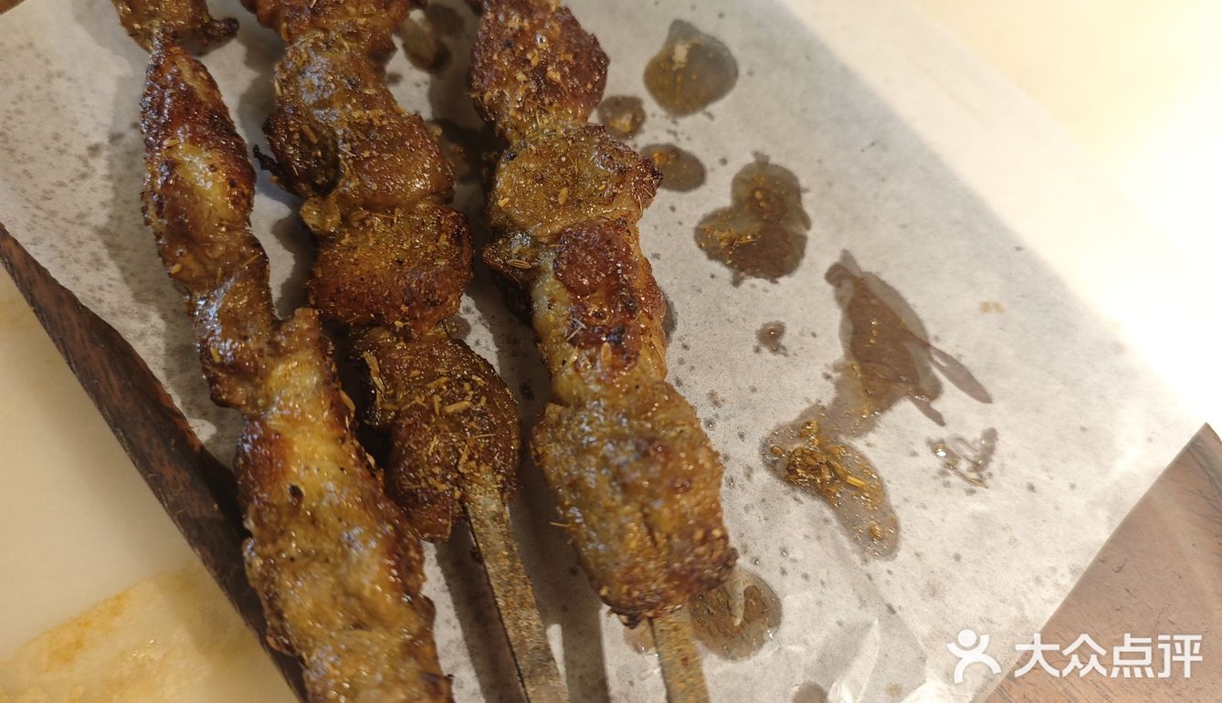 烤羊肉串  羊肉串的诱惑～