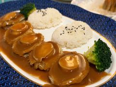 -浅深(世茂滨江精品店)
