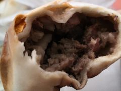 -烤肉小伙烤肉店