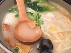 -刀小蛮半只鸡过桥米线(家乐福四元桥店)