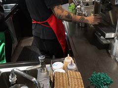 -星巴克(上海虹桥南丰城办公楼店)