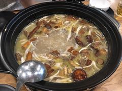 -菌海森林·非遗野生菌火锅(西山区滇池路摩根道店)