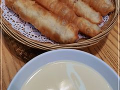 -弄堂咪道-饭香·面香·馄饨香(汇锦广场店)