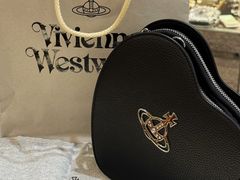 -Vivienne Westwood(上海来福士广场店)
