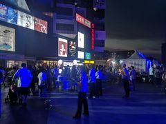 -资和信百货商场