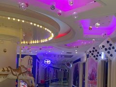 -自由港KTV(王子公主金平店)