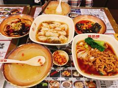 -双燕楼·手工馄饨·汤面小吃(世纪汇店)