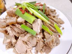 -墨脱石锅椰子鸡•香草鸭•东山羊(大东海店)