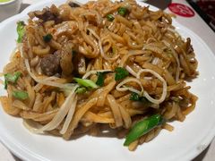 干炒牛河-潮泰牛肉火锅 · 创于1992年(车公庙店)