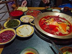 -王婆乔鲜鱼自助火锅(蜀汉路店)