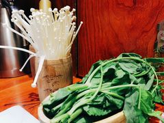 -独食火锅·半米屋台(直营总店)