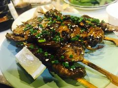 -虾弄弄海派小龙虾·牛羊蝎子火锅