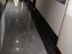 -臻品足道(后湖店)