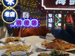 -三亚火车头万人海鲜广场