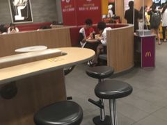 大堂-麦当劳(上百万和城店)