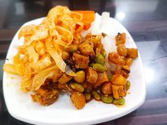 -牛一嘴·兰州牛肉面·大盘鸡(财富中心店)