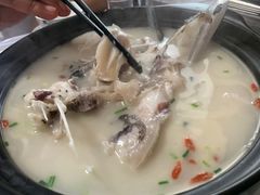 -万佛湖许老大铁锅鱼(黑金冠店)