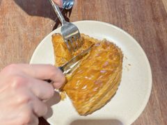 -Le Banneton Café French Bakery