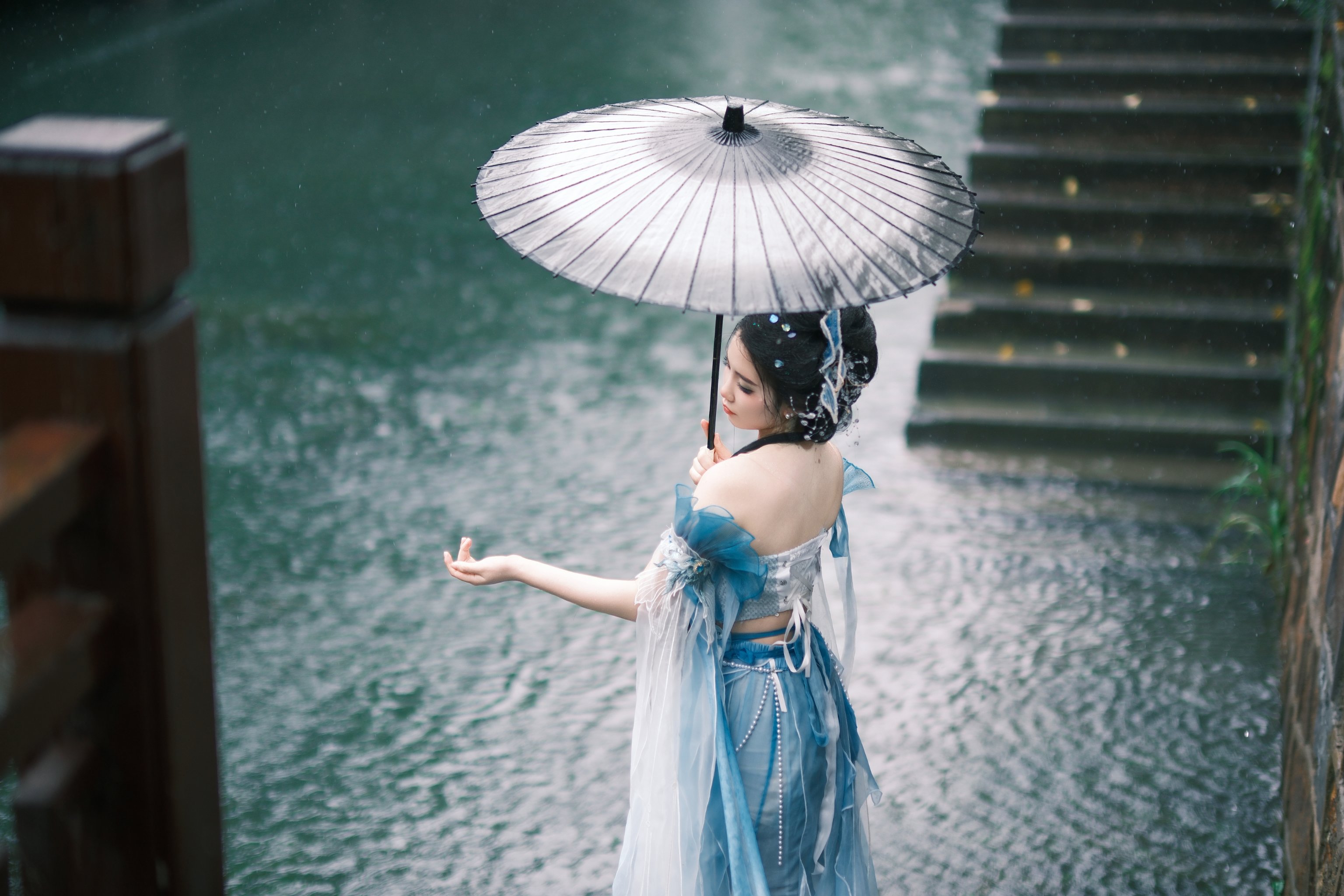 烟雨江南美女伤感图片图片