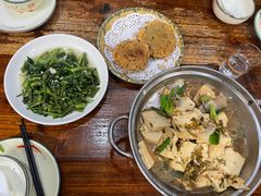 -芦茨金富饭庄·25年老字号·专做稻草鸡