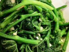 -黄泥岗·地道湖北菜(奥特莱斯店)