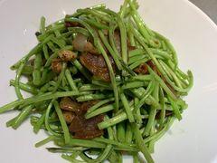 -黄泥岗·地道湖北菜(奥特莱斯店)