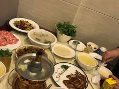 -满旗楼 北京烤鸭·涮羊肉火锅(武昌店)