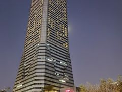 -广州中心皇冠假日酒店