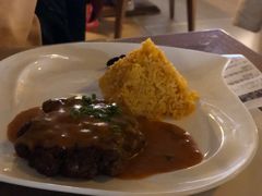 风味烤羊肉配藏红花饭-勺园西餐厅