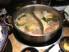 -左庭右院鲜牛肉火锅(南通CBD大有境店)