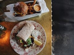 牛肉汉堡-The Grounds of Alexandria
