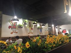大堂-鸡遇虾煲干锅火锅(小寨金莎店)