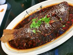 酱焖鲤鱼-稻香居锅贴(宋都御街店)