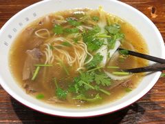 -牛吃草牛肉面(翠柏路店)