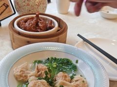 -万山楼海鲜酒家·二十三年老字号