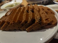 -头上红煨盐鸡·非遗院子餐厅