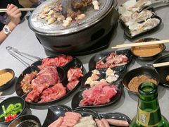 -啊美丽炭火烤肉(滑翔一店)